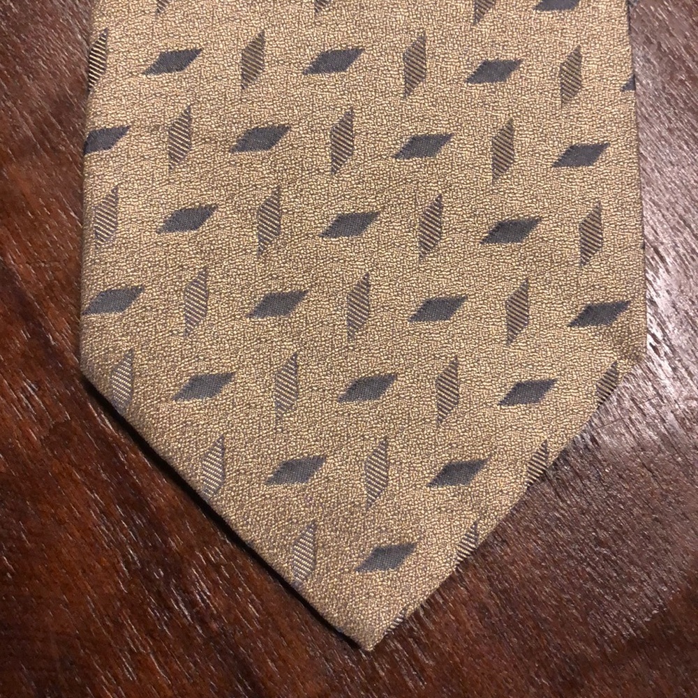 Hugo Boss Gold Tie. Italy